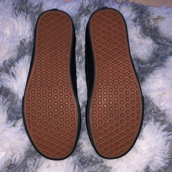 Black Classic Vans - Picture 4 of 4